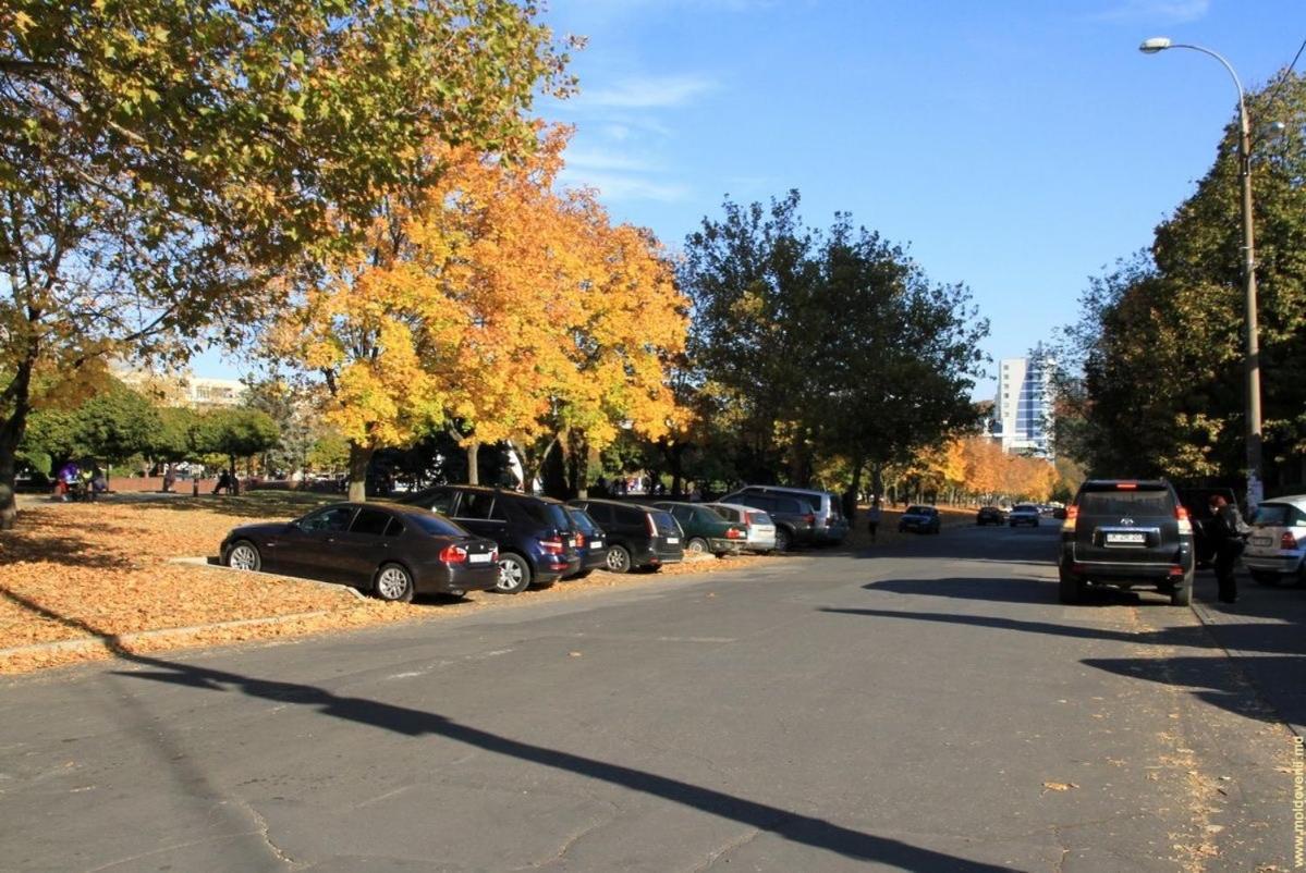 Afganskii Park Apartment Кишинёв Экстерьер фото